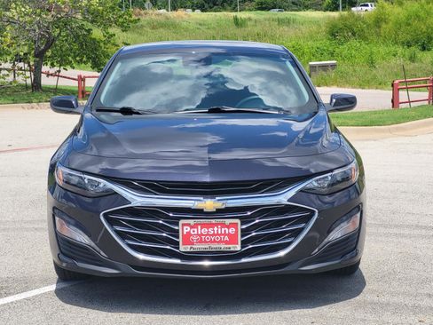 Used 2023 Chevrolet Malibu LT image 2