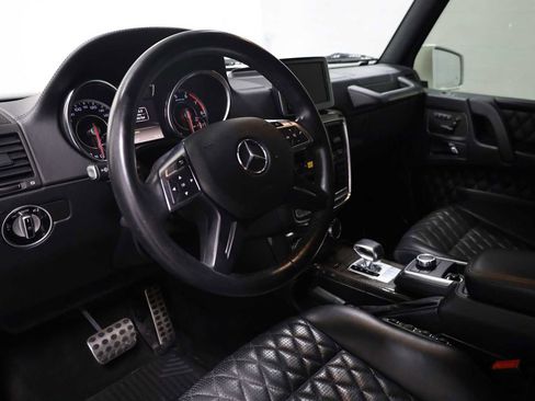 Used 2015 Mercedes-Benz G 63 AMG 4MATIC image 4