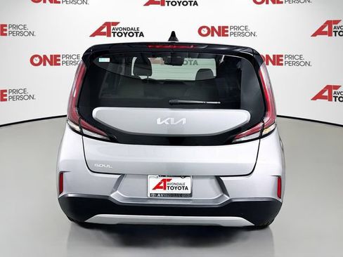 Used 2025 Kia Soul LX FWD image 6