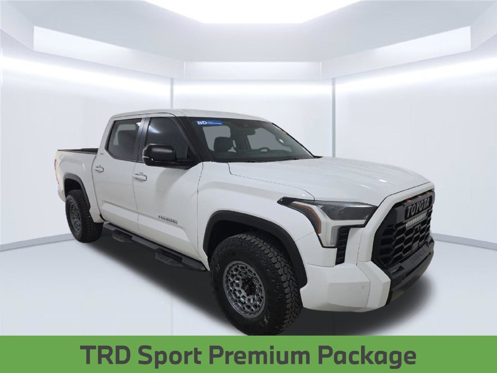 Used 2024 Toyota Tundra SR5 w/ SR5 Premium Package AWD/4WD image 4
