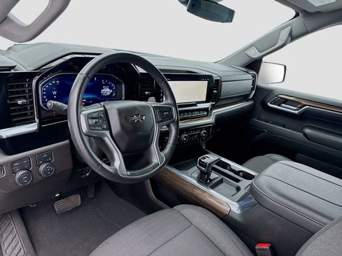 Used 2024 Chevrolet Silverado 1500 RST w/ Protection Package image 7