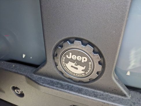 Used 2025 Jeep Wrangler Willys image 22