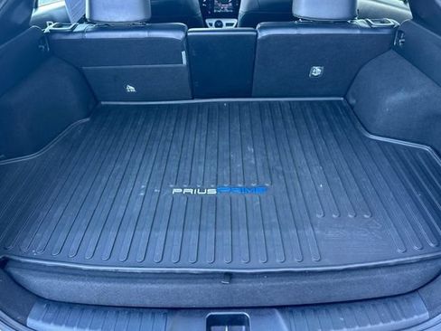 Certified 2018 Toyota Prius Prime Premium image 23