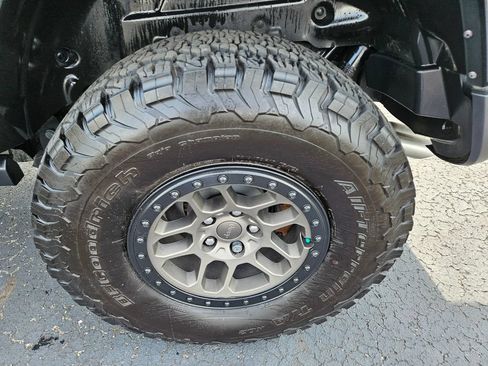 Used 2023 Jeep Wrangler Unlimited Rubicon 392 AWD/4WD image 10