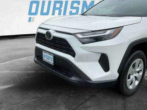 Used 2024 Toyota RAV4 LE FWD image 22