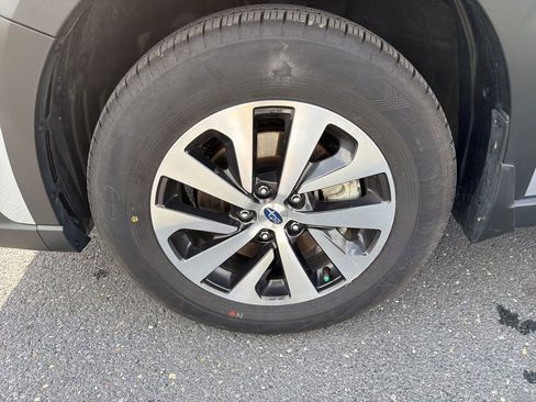 Certified 2025 Subaru Outback Premium image 13