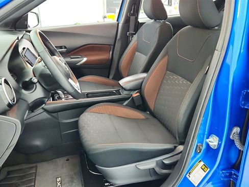 Used 2024 Nissan Kicks SR image 32