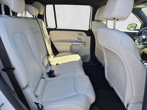 Used 2024 Mercedes-Benz EQB 250+ image 21