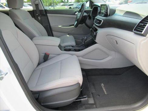 Used 2020 Hyundai Tucson Sport FWD image 9