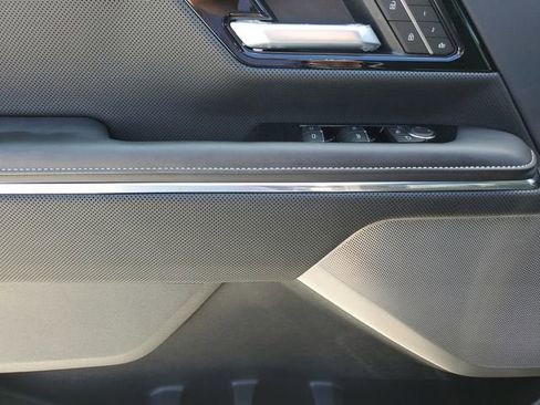 New 2025 GMC Sierra EV Denali image 18