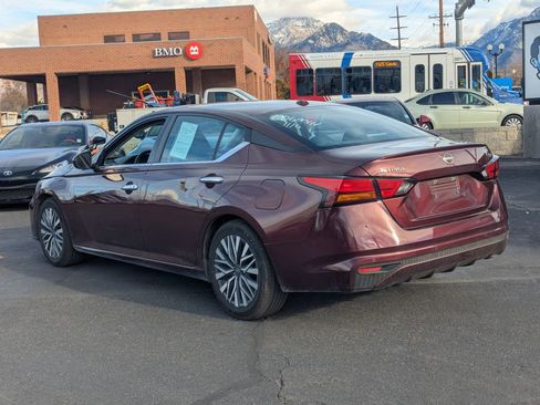 Used 2023 Nissan Altima 2.5 SV image 7