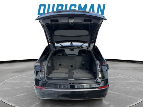 Used 2024 Jeep Wagoneer Launch Edition image 5