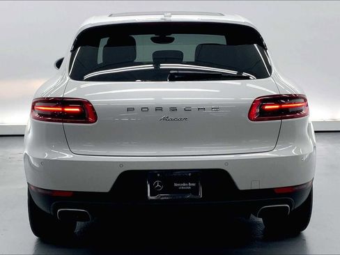 Used 2017 Porsche Macan AWD/4WD image 3