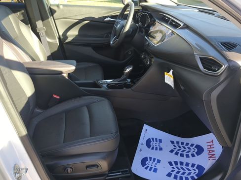 Used 2021 Buick Encore GX Essence w/ Advanced Technology Package image 31