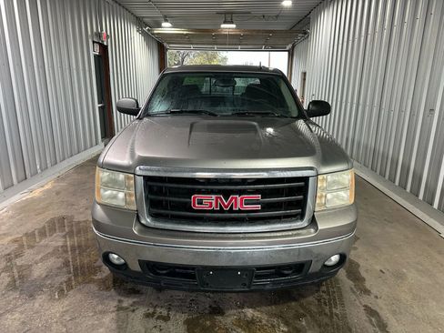 Used 2008 GMC Sierra 1500 SLE w/ Texas Edition image 3