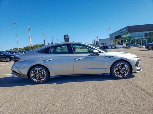 New 2026 Hyundai Sonata SEL image 4