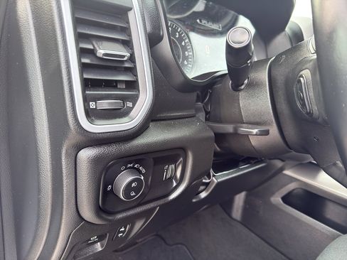 Used 2023 RAM 1500 Big Horn image 13