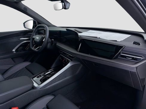 New 2025 Audi SQ5 Premium Plus image 31
