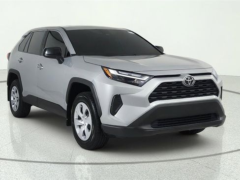 Used 2025 Toyota RAV4 LE AWD/4WD image 1