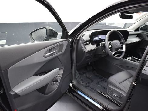 New 2026 Audi Q3 quattro 2.0T AWD/4WD image 5