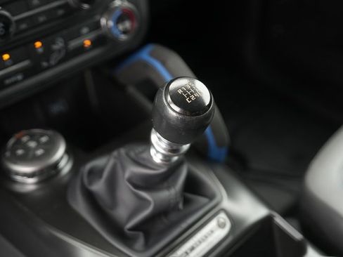 Certified 2021 Ford Bronco Black Diamond image 28