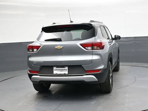 Used 2025 Chevrolet TrailBlazer LT image 4