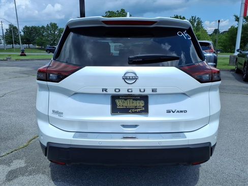 Certified 2024 Nissan Rogue SV AWD/4WD image 16
