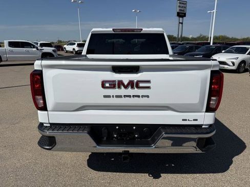 New 2026 GMC Sierra 1500 SLE image 7