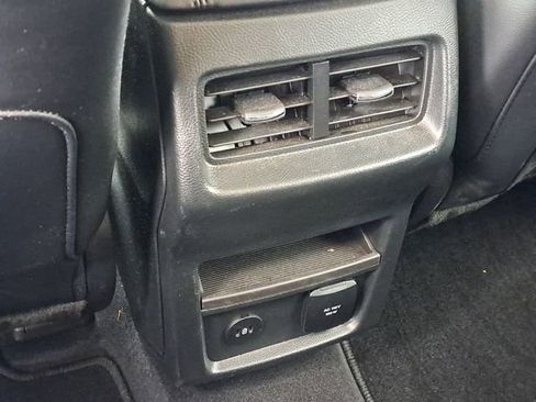 Certified 2024 Ford Edge SEL w/ Convenience Package image 24