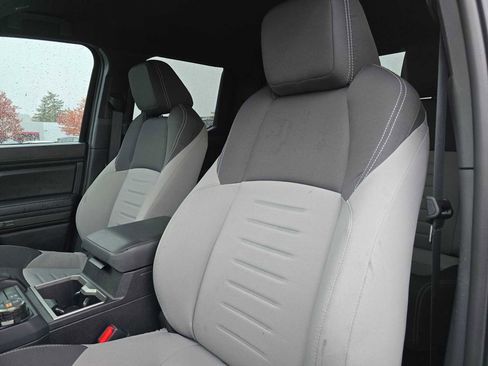 Certified 2025 Toyota Tacoma TRD Off-Road image 24