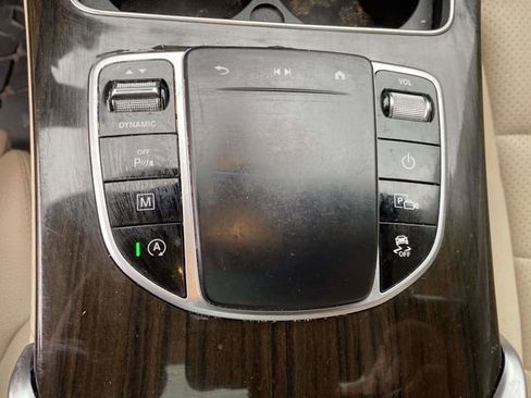 Used 2021 Mercedes-Benz GLC 300 image 19