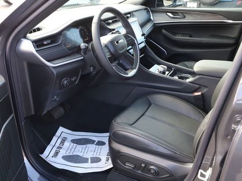 New 2026 Jeep Grand Cherokee Limited AWD/4WD image 10