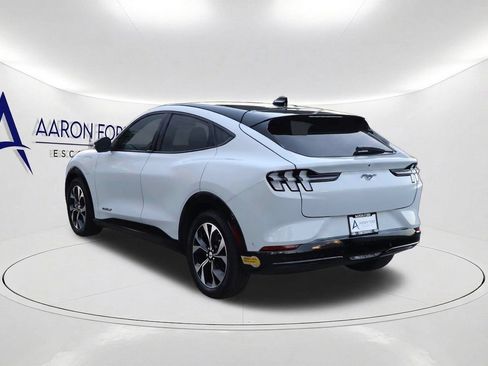 Used 2022 Ford Mustang Mach-E Premium RWD image 7