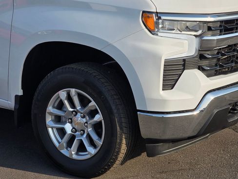 New 2025 Chevrolet Silverado 1500 LT image 4