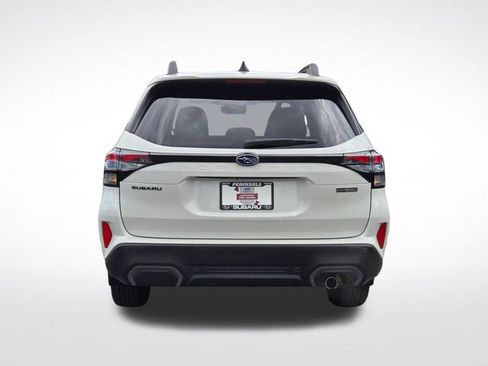 Used 2025 Subaru Forester Limited AWD/4WD image 7