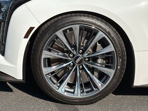 Used 2026 Cadillac CT5 V Blackwing w/ Carbon Fiber 2 Package RWD image 9