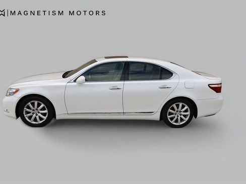 Used 2009 Lexus LS 460 image 4