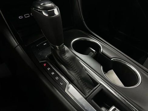 Used 2021 Chevrolet Equinox LT image 16