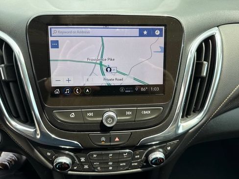 Used 2024 Chevrolet Equinox Premier AWD/4WD image 19