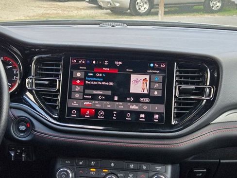 Used 2025 Dodge Durango GT image 18