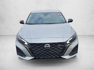 Used 2023 Nissan Altima 2.5 SR video 2