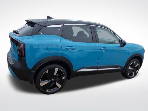 New 2026 Nissan Kicks SR image 8