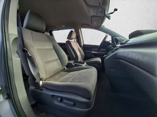 Used 2017 Honda Odyssey EX image 19