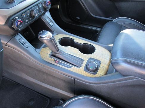 Used 2019 GMC Acadia Denali w/ Technology Package image 21