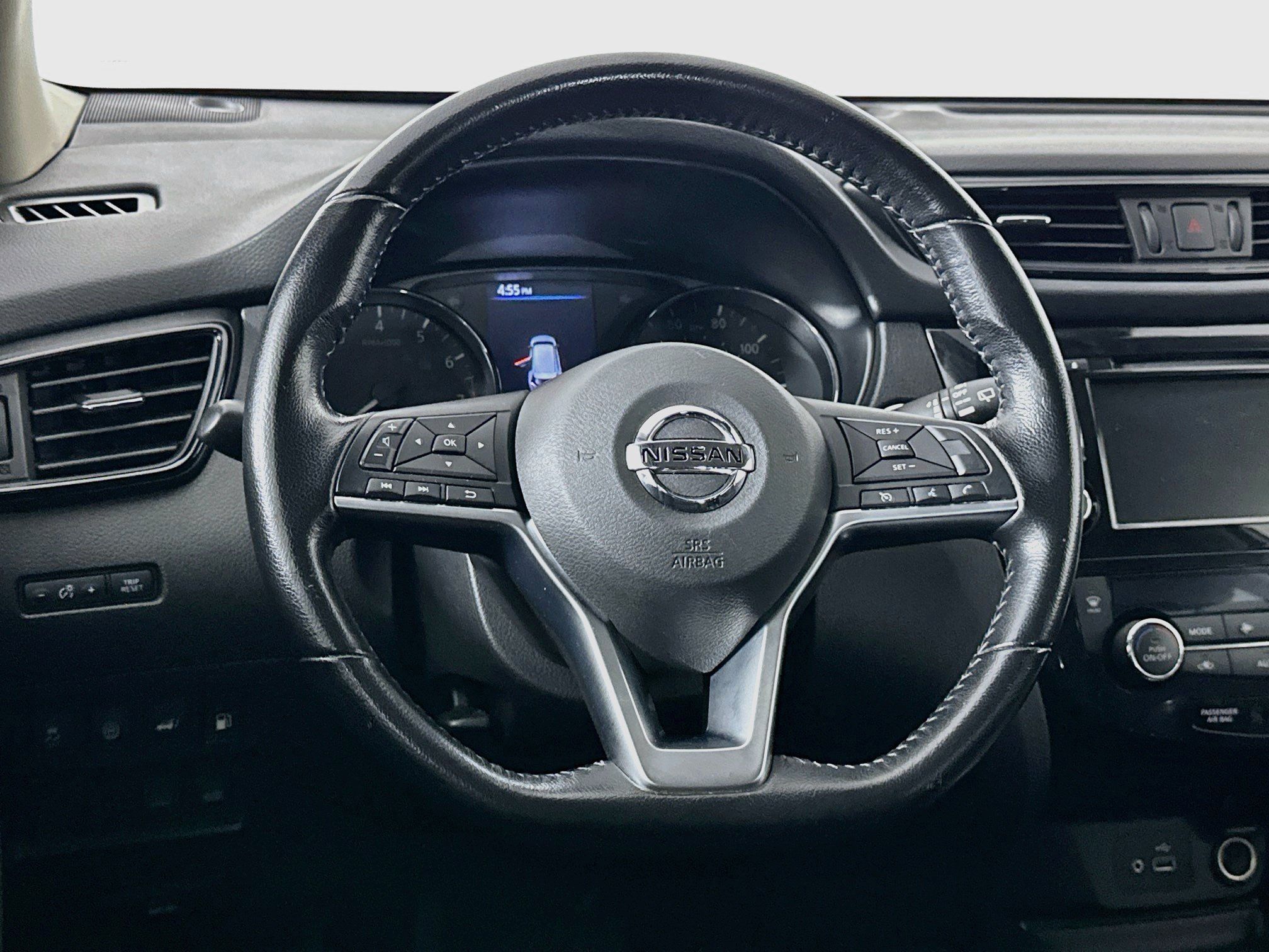 Used 2020 Nissan Rogue SV FWD image 18