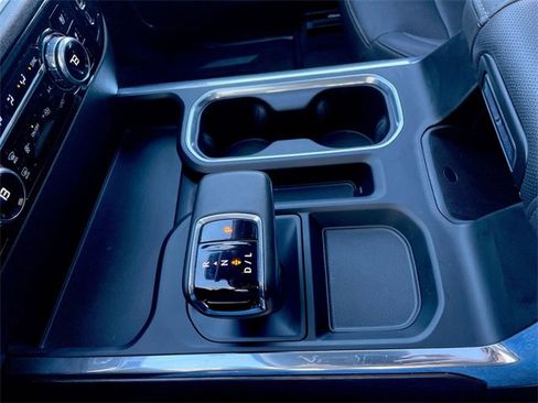 Used 2023 GMC Sierra 1500 SLT image 20