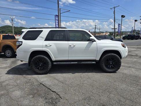 Used 2021 Toyota 4Runner TRD Off-Road Premium w/ Moonroof Package image 7