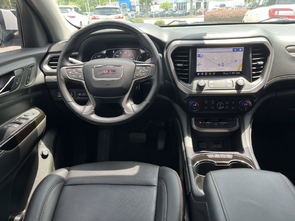 Used 2021 GMC Acadia AT4 w/ Technology Package AWD/4WD image 13
