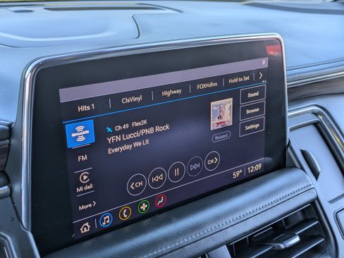 Used 2021 Chevrolet Tahoe Z71 image 25