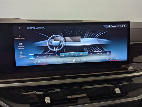 Used 2025 BMW X5 xDrive40i image 43